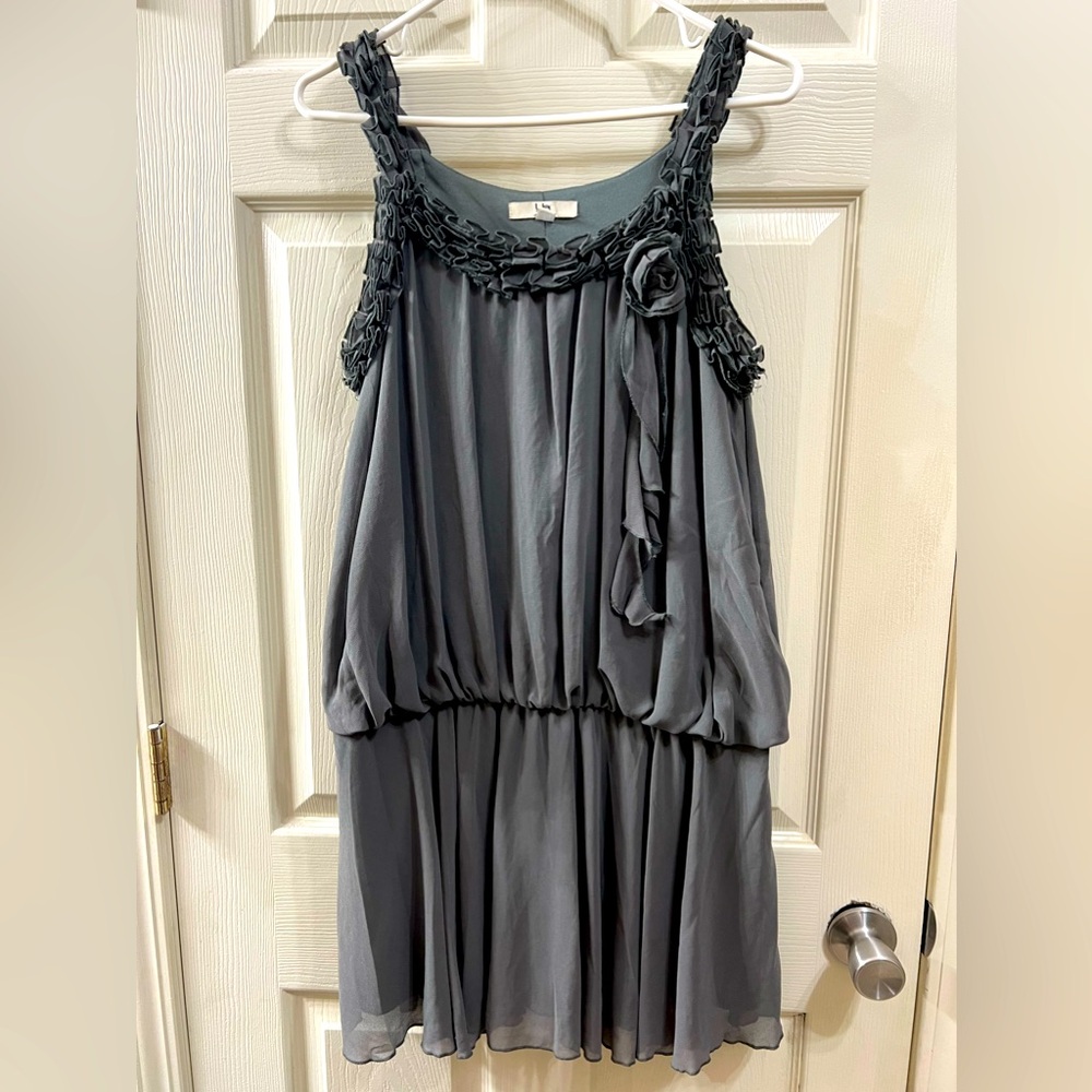 Ya Los Angeles Gray Dress Size Large 60% Silk